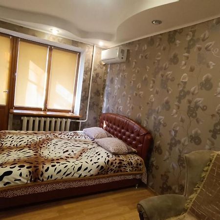 Аренда Квартиры Посуточно Cherkasy Luaran gambar